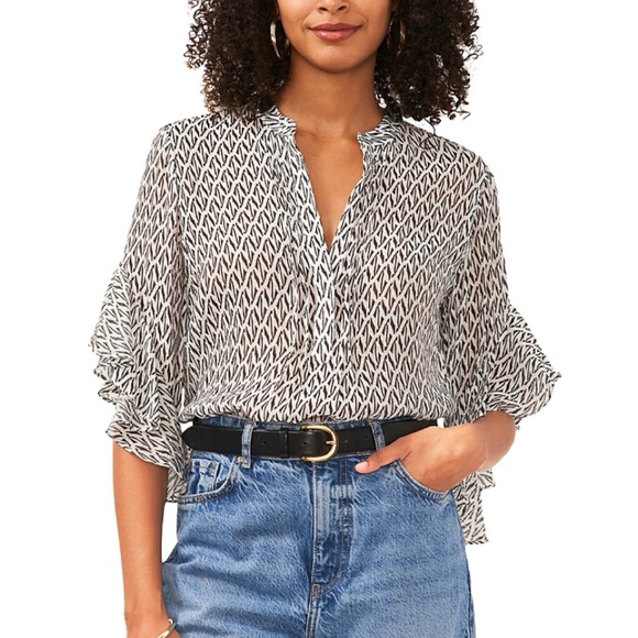 Vince Camuto Black White Geometric Print Ruffle Sleeve V-Neck Blouse Small NWT - Picture 1 of 13